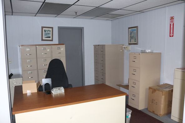 401 S Dirksen Pkwy, Springfield, IL 62703